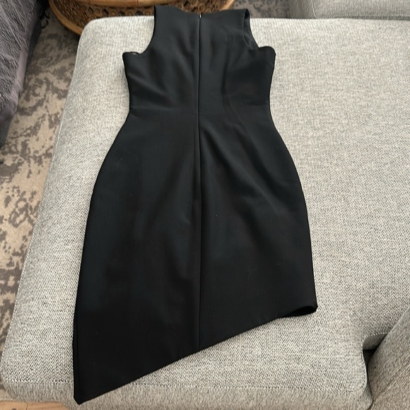 Asymmetrical black dress, size 0. - Picture 4 of 4